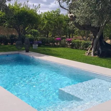 Federica Con Piscina/with Pool Ferienhaus Santa Maria Del Focallo
