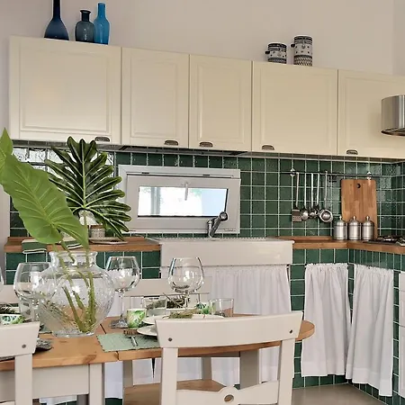 펜션 Federica Con Piscina/with Pool *